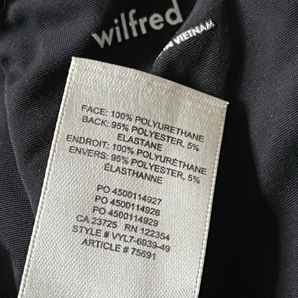 Aritzia Wilfred free black liquid latex shiny faux leather leggings size Medium - Picture 5 of 10